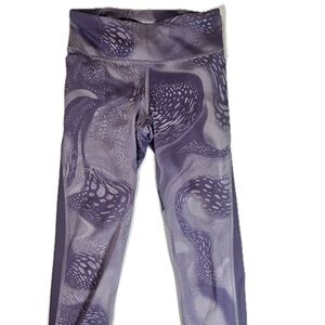 Under Armour Leggings Womens XS Purple HeatGear Compression Capri Printed Gym
